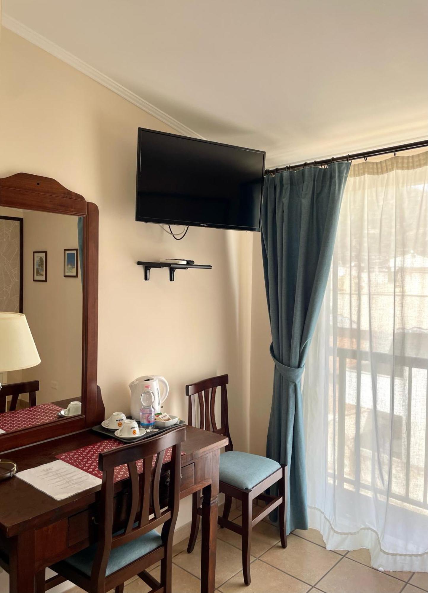 Casa Famiani Bed & Breakfast 레토이아니 외부 사진