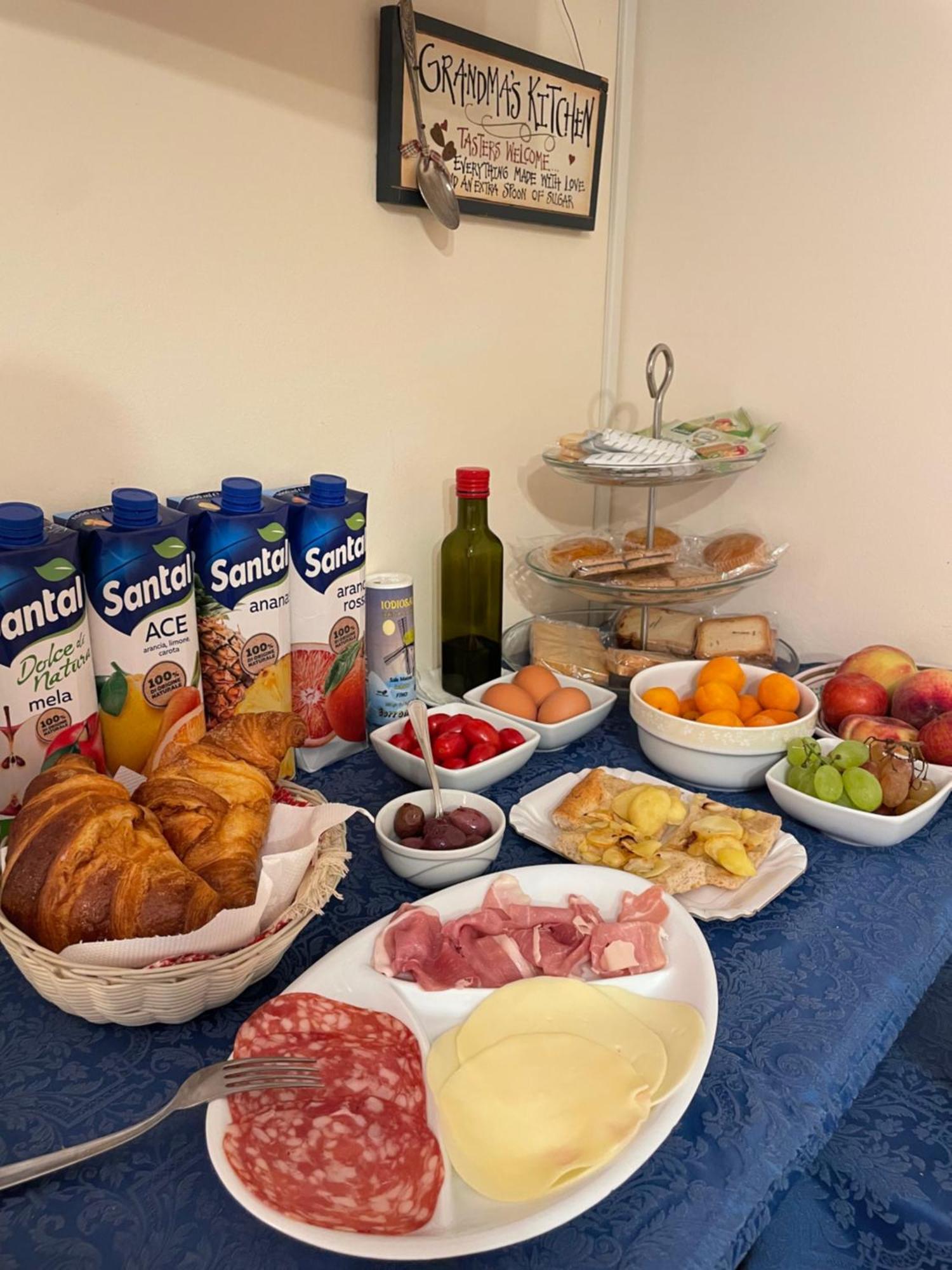 Casa Famiani Bed & Breakfast 레토이아니 외부 사진